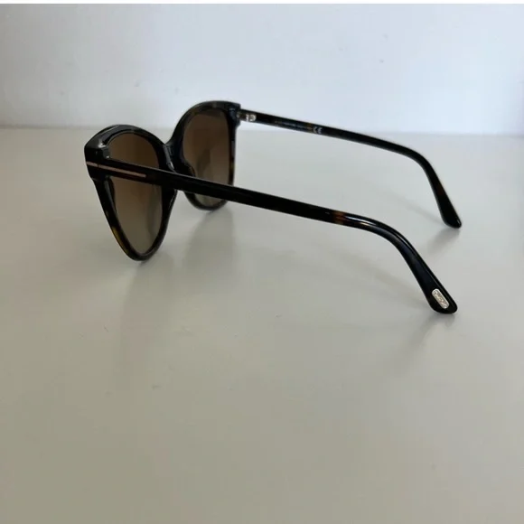 Tom Ford Ani sunglasses